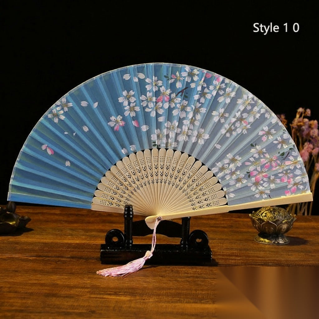 Eventail japonais en bambou et satin (14 couleurs) « Lavande »