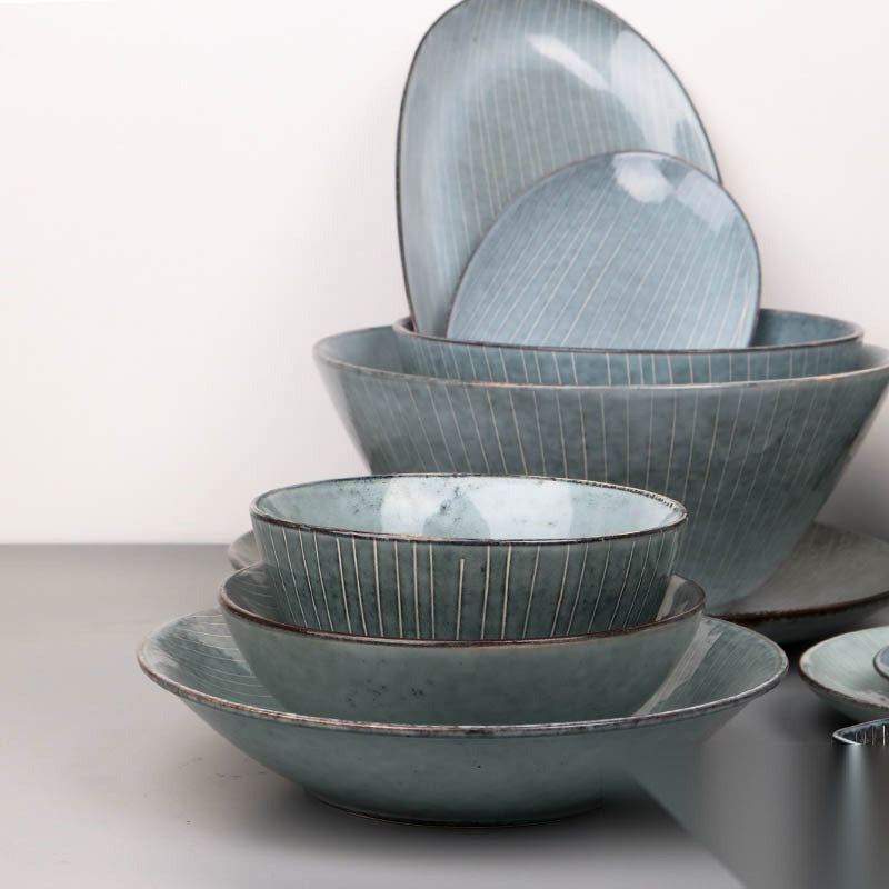 Vaisselle japonaise en céramique « Lotus »