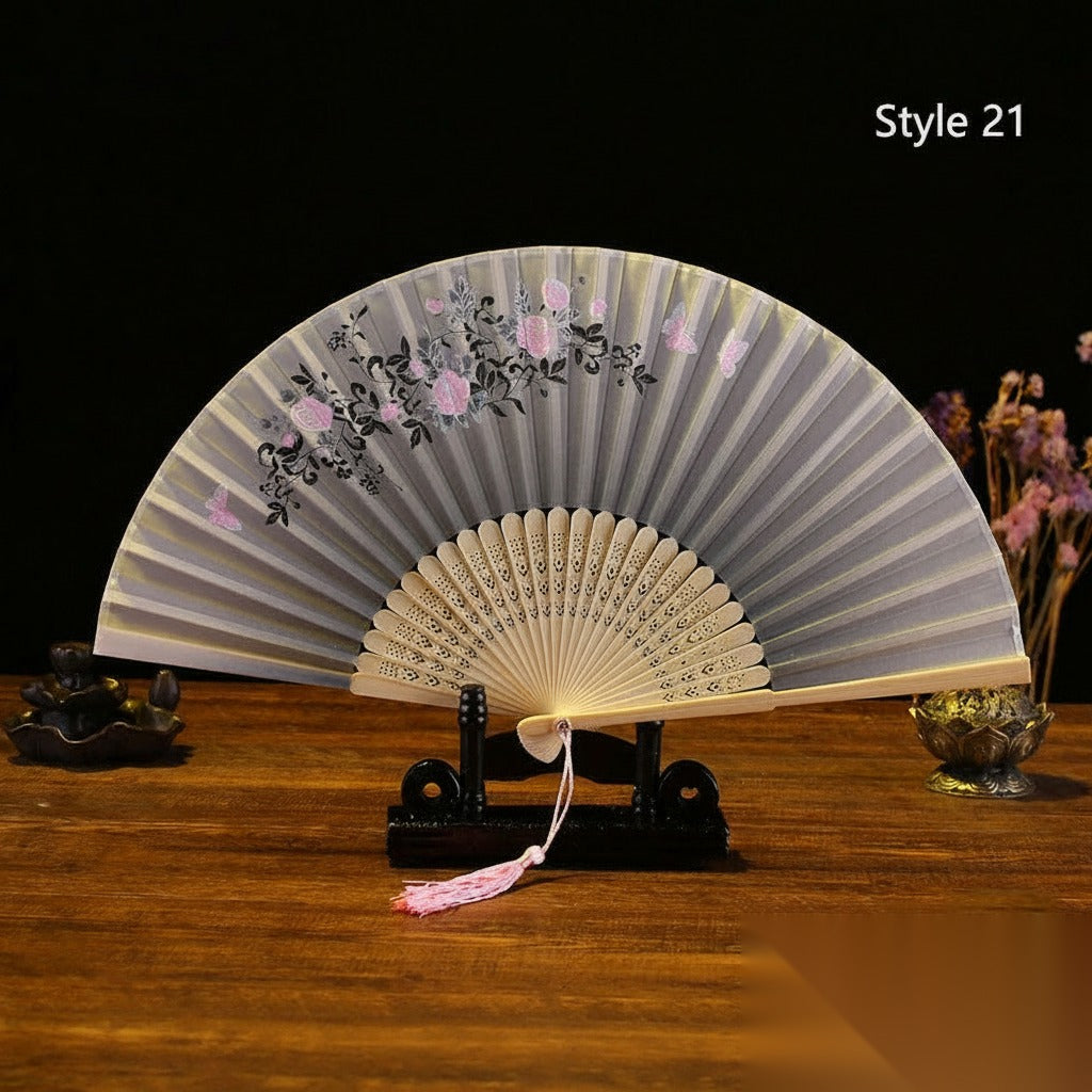Eventail japonais en bambou et satin (14 couleurs) « Lavande »