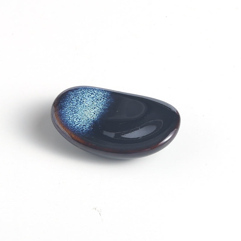 Kiln Retro Ceramic Chopstick Holder Pillow Shaped « Nara »
