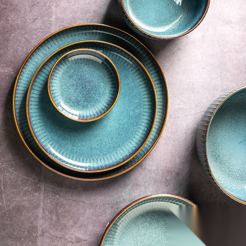 Vaisselle en porcelaine Collection « Noyer »